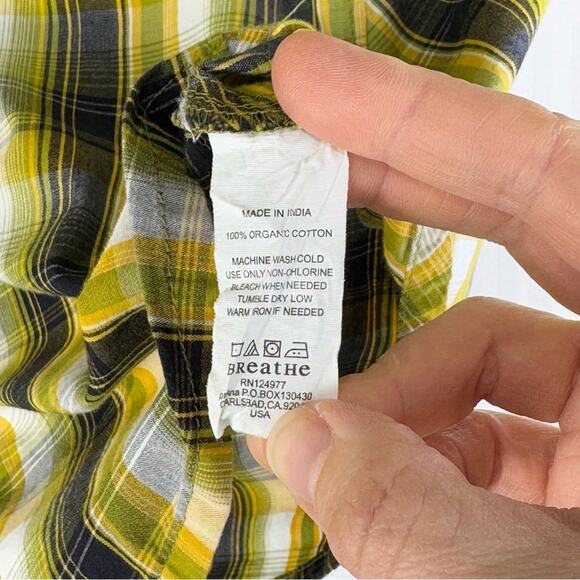 Prana Milo Pearl Snap Short Sleeve Button Down Shirt Size Medium Yellow Plaid - Picture 6 of 6